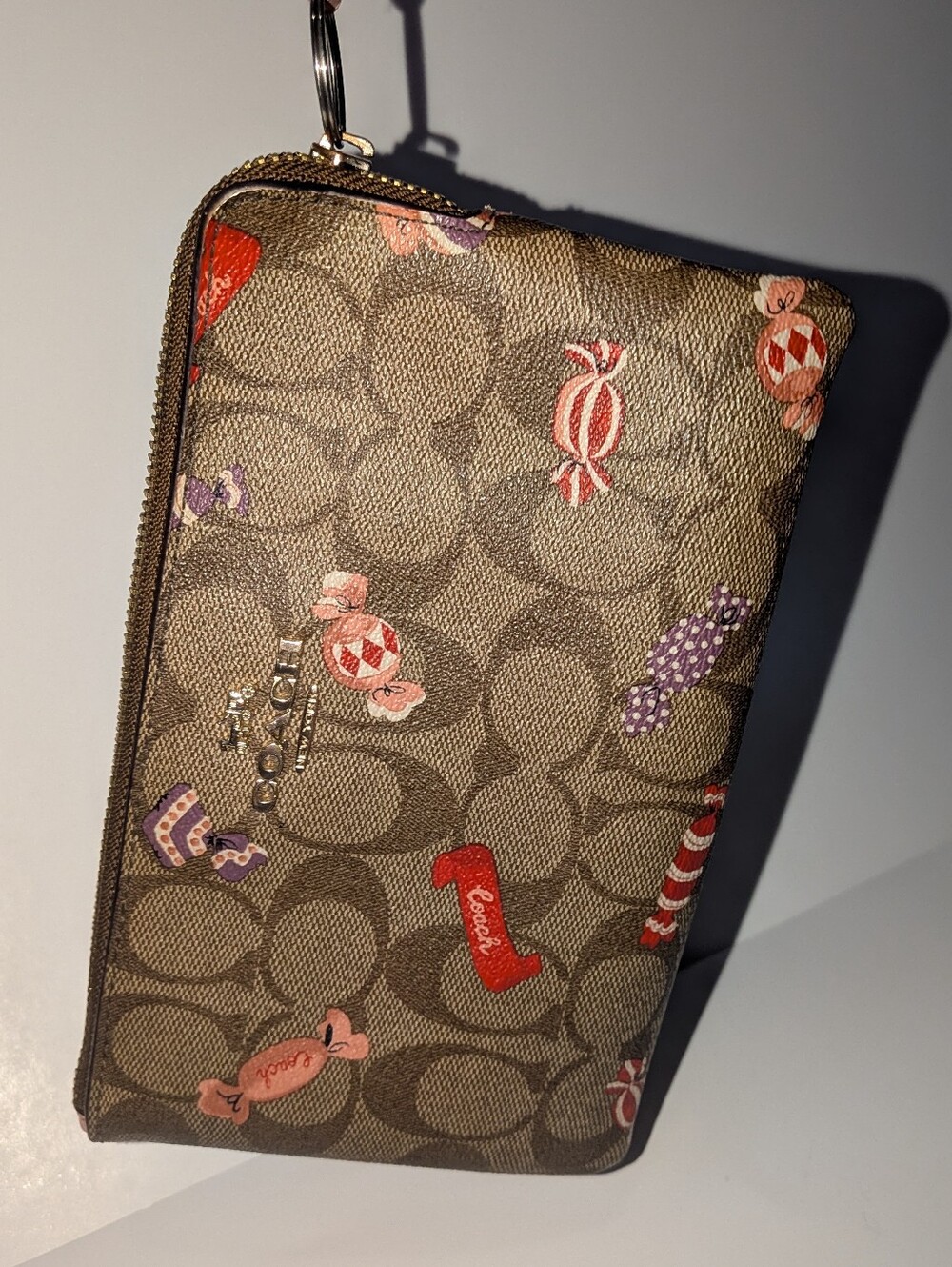 Coach Signature Candy Print Zip Wristlet in Brown with 🩷❤️💜 Accents